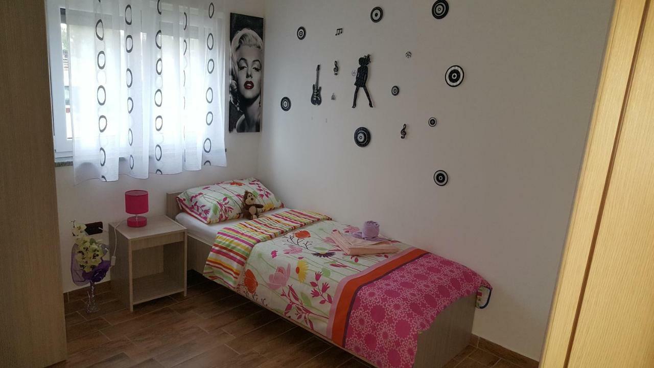 Apartment Rose Pula Exterior foto